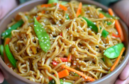 Vegetable Chow Mein - 7 Continents 2 U